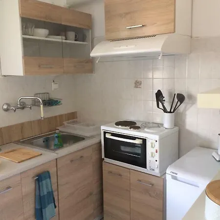 Apartment Cozy Studio Near The Sea Loutraki (Corinthia)