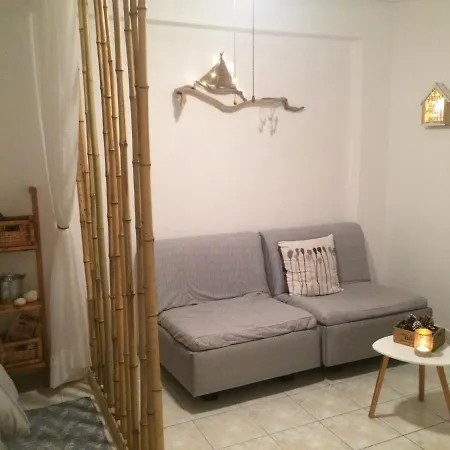 Cozy Studio Near The Sea Διαμέρισμα Λουτράκι